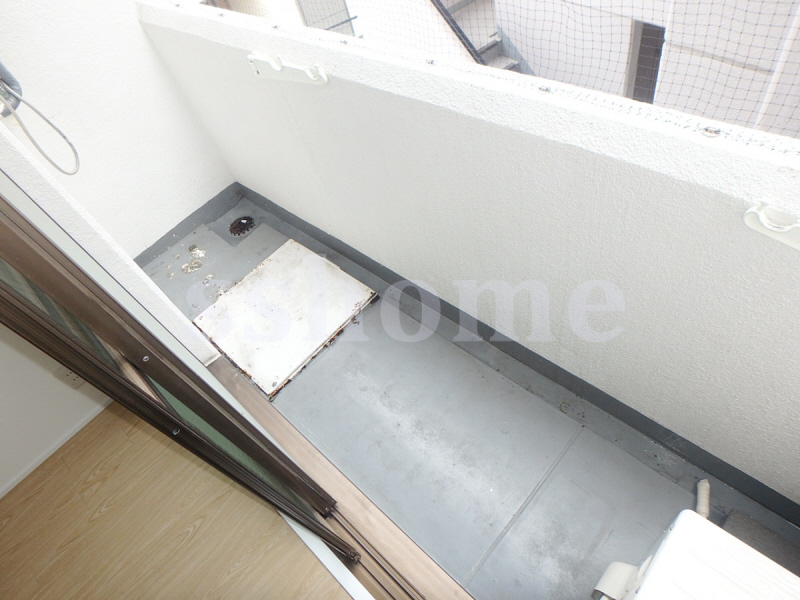 バルコニー　東向き