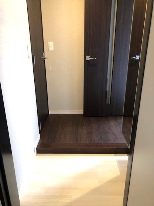 玄関　ＣｈｕｌａＶｉｓｔａＣａｓａＤａｉｄｏ（ＤＷ）★那覇市大道エ