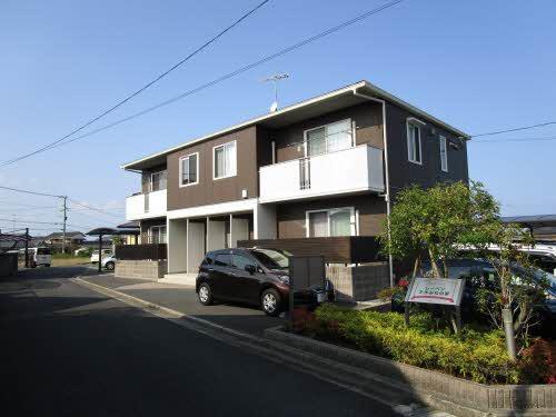 レーベン　たかみねの里の建物外観