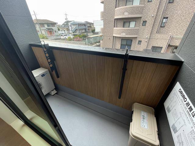 バルコニー　バルコニー