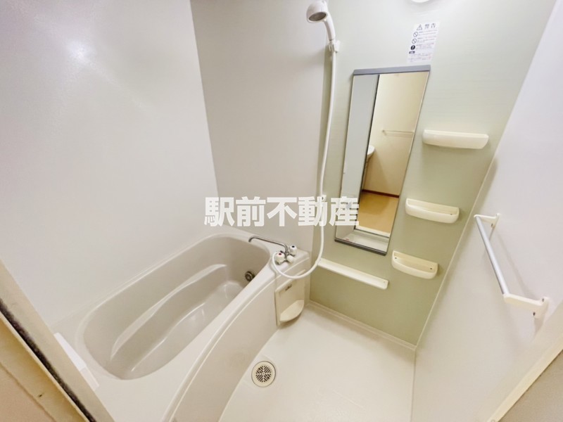 バス・シャワールーム　浴室