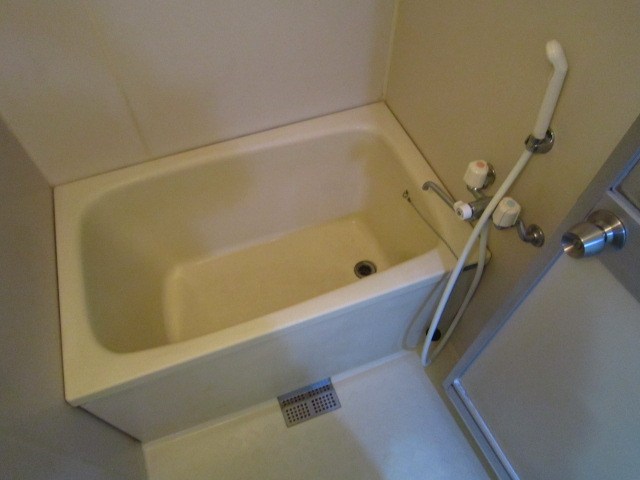 バス・シャワールーム　現況優先