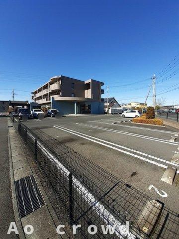 駐車場　駐車スペースもあります