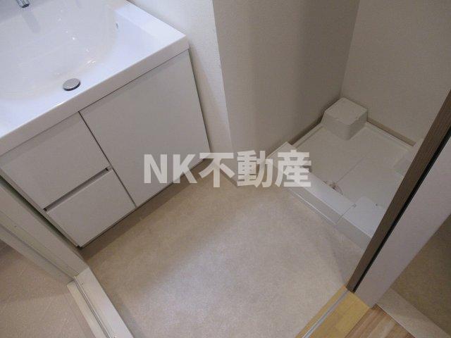 洗面設備　脱衣スペースもあります