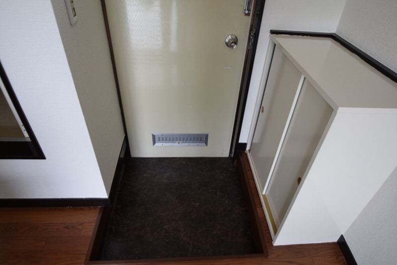 玄関　別部屋参考写真