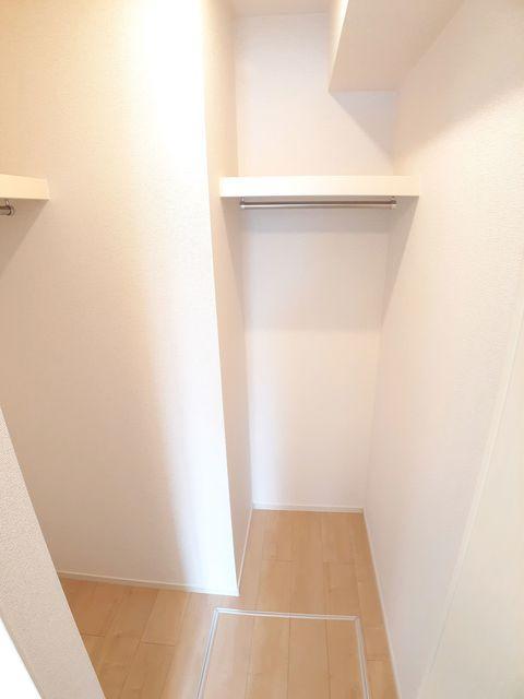 収納　ウォークインクローゼット