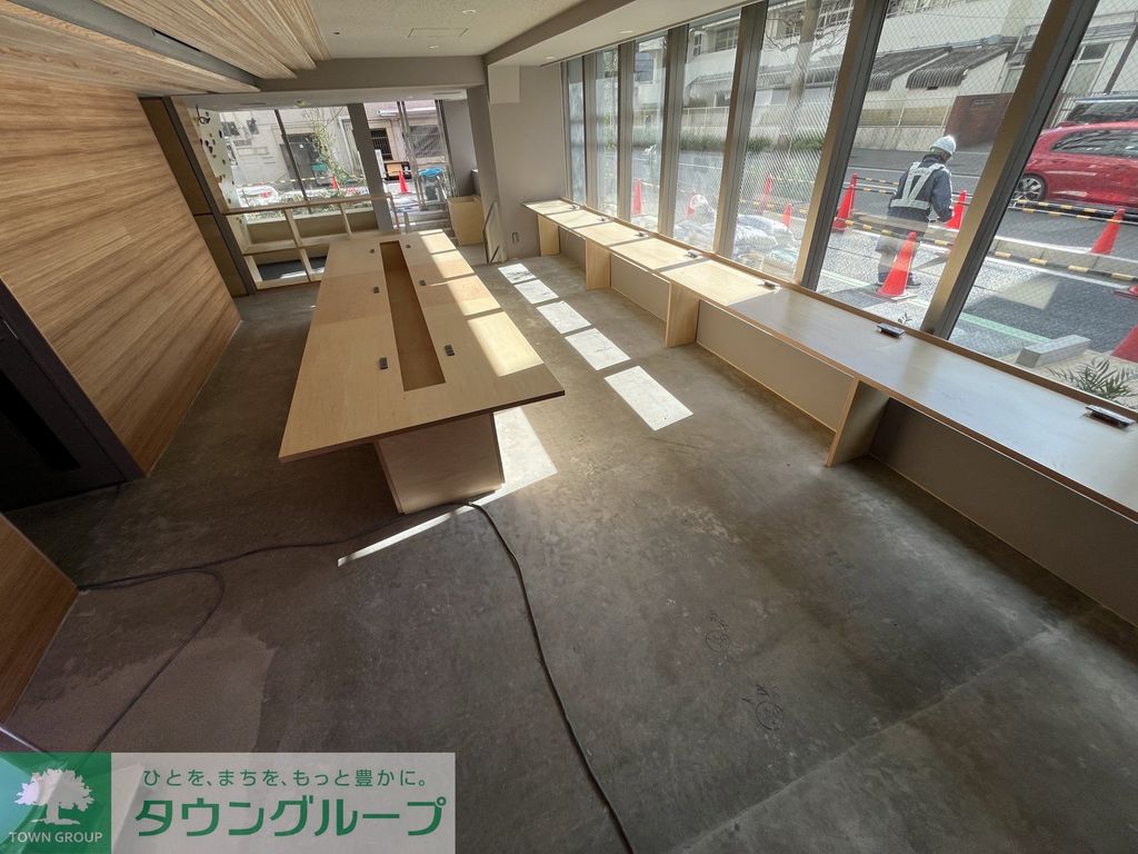 エントランス　ミーティングスペース