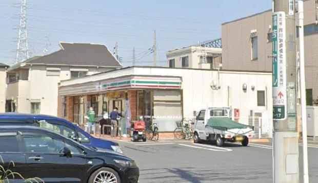 コンビニ　セブンイレブン（コンビニ）まで200m