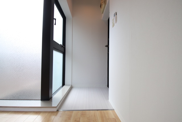 玄関　※別室の参考写真の為、現況優先です。