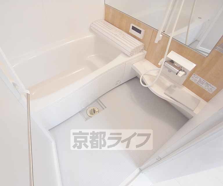 バス・シャワールーム　一坪バスルームです。