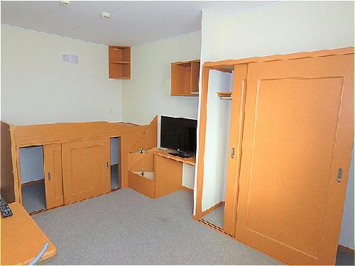 収納　クローゼット、ベッド下収納あり