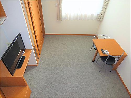 居室・リビング　ベッド上からのアングルです