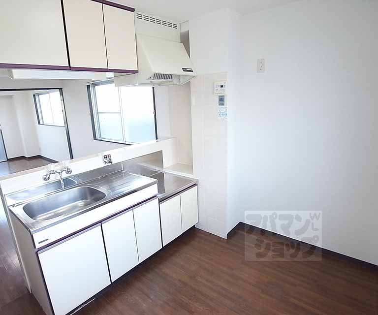 キッチン　カウンターキッチンです。