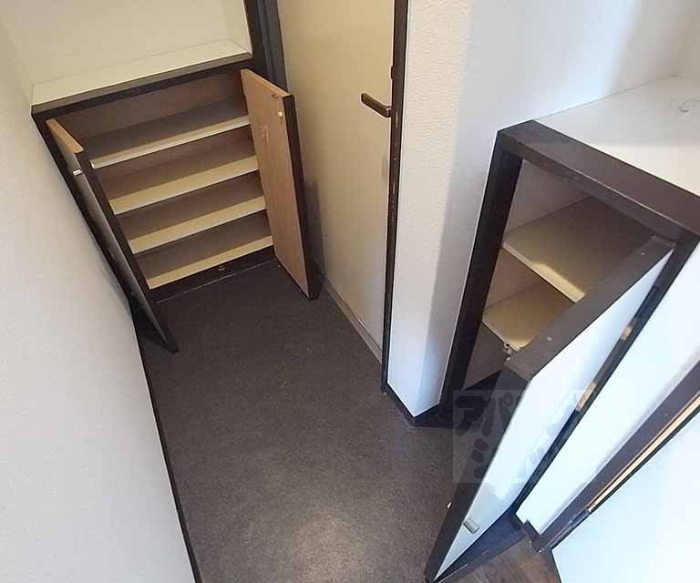 収納　下駄箱です。