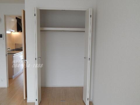 収納　クローゼット