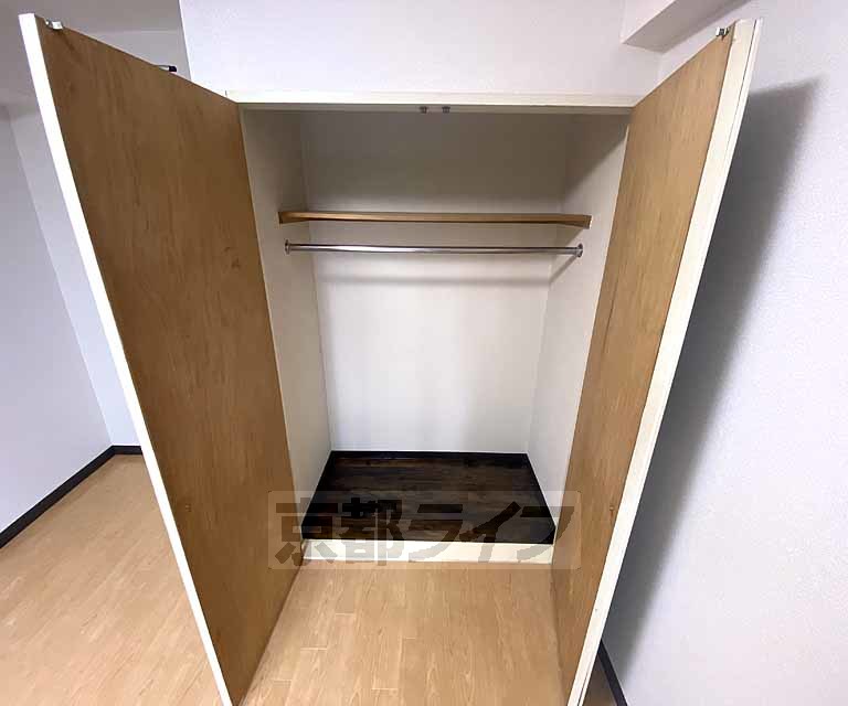 収納　洋服や雑貨などが収納できです。