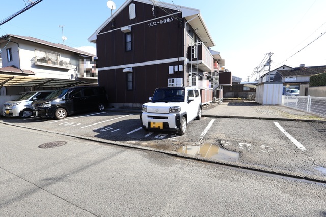 バス・シャワールーム　バス窓付きです