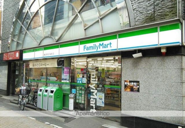 コンビニ　ファミリーマート（コンビニ）まで214m