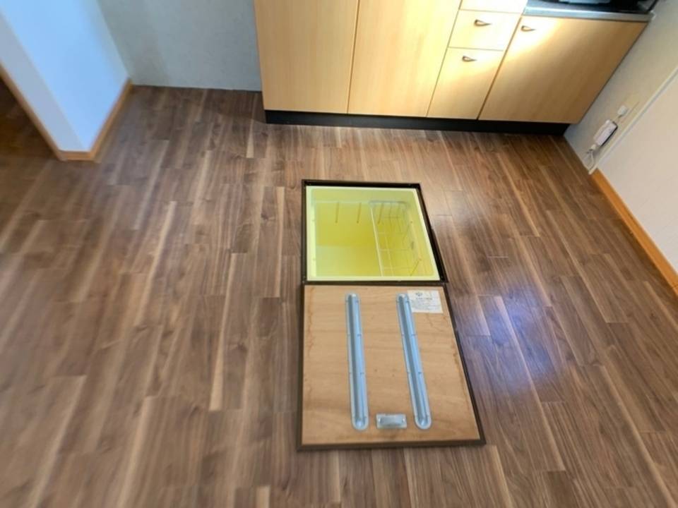 収納　床下収納
