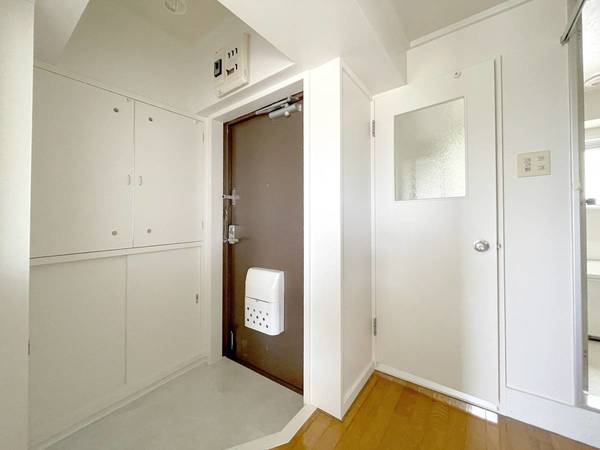玄関　ビレッジハウスの同一物件・同一タイプの間取りの写真です