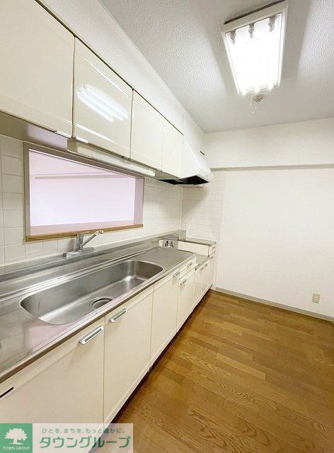 キッチン　お問合せはタウンハウジングまで！※現地待合わせ相談可能