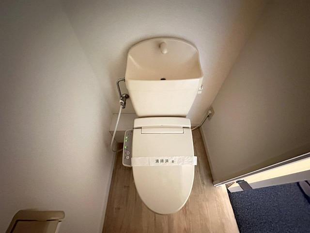 トイレ　別号室の写真です