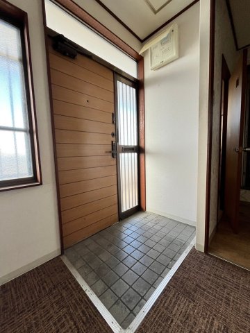 玄関　別号室の写真です。ご参考までに