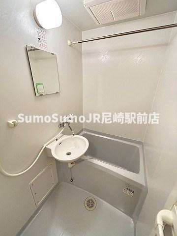 バス・シャワールーム　日々の暮らしに欠かせないお風呂です