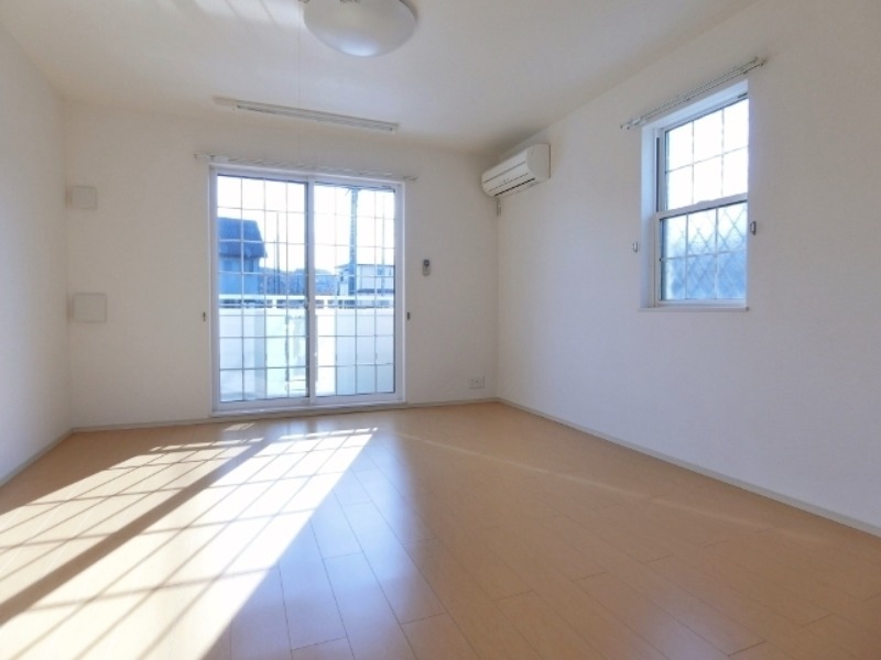 居室・リビング　図面と現状に相違がある場合には現状を優先