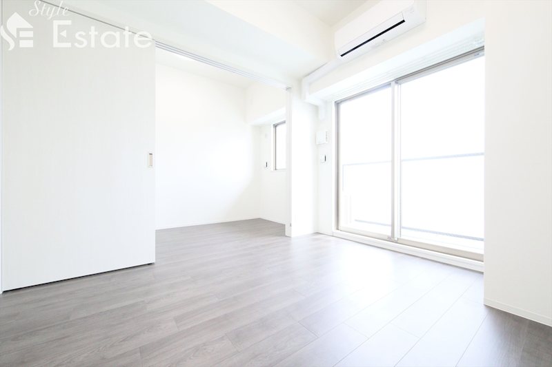 居室・リビング　同仕様内装