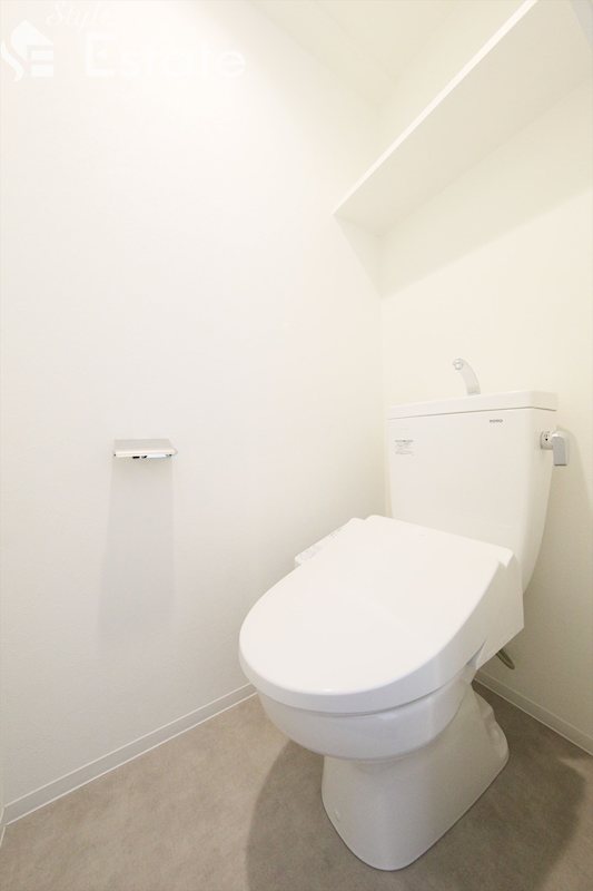 トイレ　同仕様内装