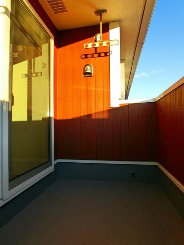 バルコニー　図面と現状に相違がある場合には現状を優先