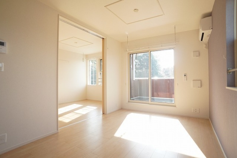 居室・リビング　図面と現状に相違がある場合には現状を優先