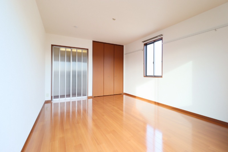 居室・リビング　図面と現状に相違がある場合には現状を優先