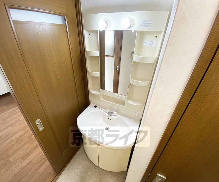 洗面設備　独立洗面台