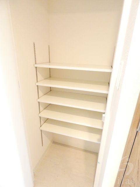 収納　同仕様・反転タイプ