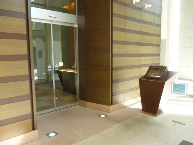 エントランス　エントランス