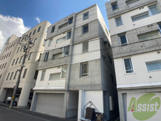 建物外観　札幌市中央区北４条西「ヴェリタス美術館通」