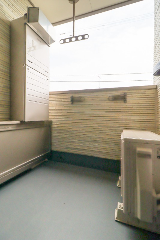 バルコニー　図面と現状に相違がある場合には現状を優先