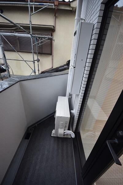 バルコニー　同物件別部屋写真