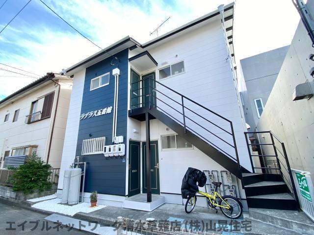 建物外観　外観は落ち着いています