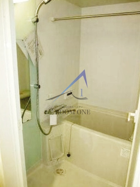 バス・シャワールーム　お風呂です。