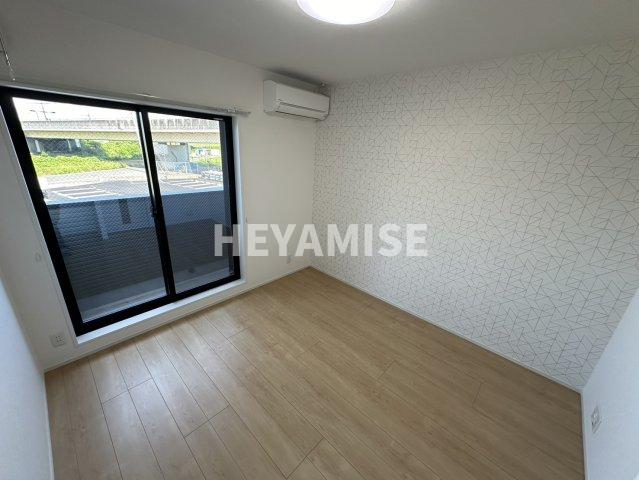 居室・リビング　※室内画像は別号室のもの。