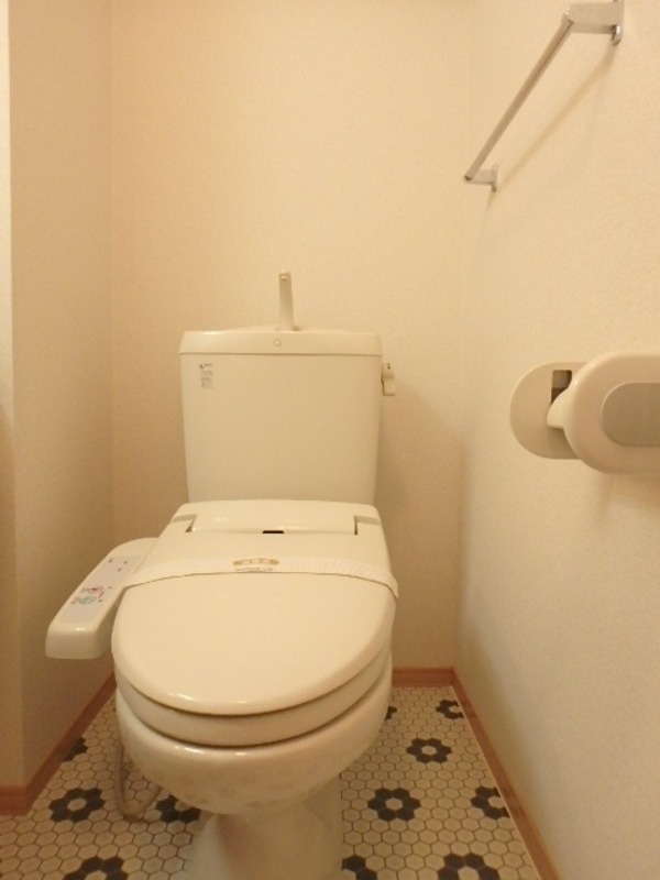 トイレ　図面と現状に相違がある場合には現状を優先