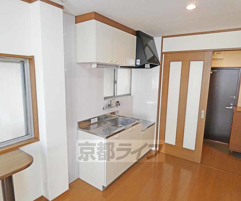 キッチン　キッチンです。