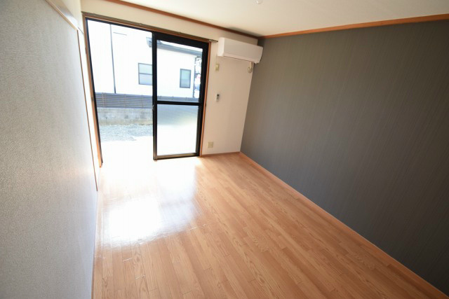 居室・リビング　※同建物別室参照