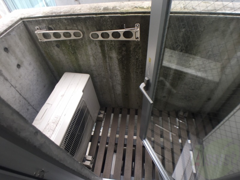 バルコニー　バルコニーです。天気の良い日には外干しができます！