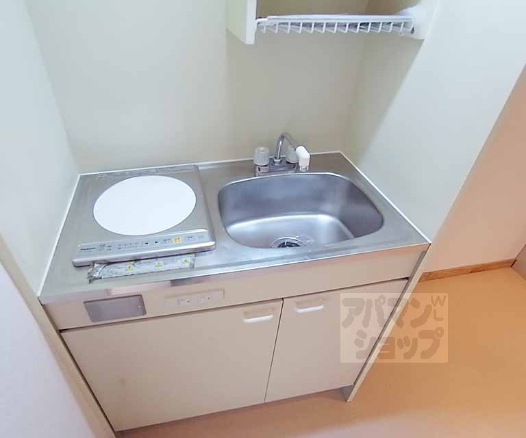 キッチン　１口ＩＨコンロ装備