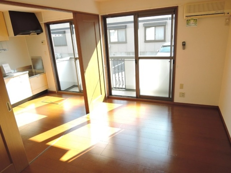 居室・リビング　図面と現状に相違がある場合には現状を優先