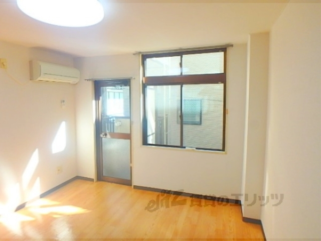 居室・リビング　居室